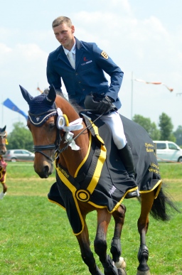 laupheim-2013_gelaendepferde-a-145-jpg