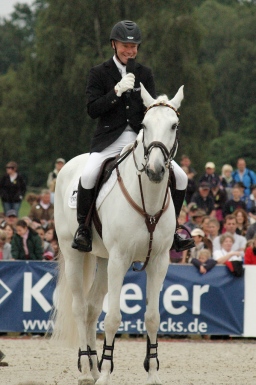 luhmuehlen-2012_marius-verabschiedung-032-jpg