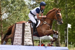 luhmuehlen-2015_cci4236