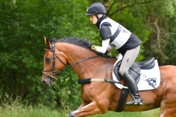 pocke-xc-luh2016-001-6-jpg