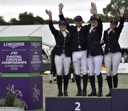 luhmuehlen-european-eventing-2019-medal-036-jpg