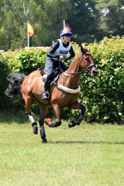 2025-06-luhmuehlen-4xc-020