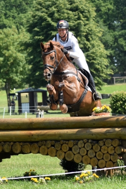 2025-06-luhmuehlen-4xc-106
