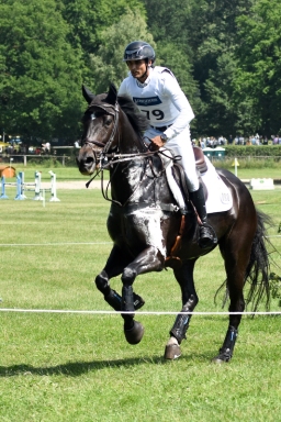 2025-06-luhmuehlen-4xc-111